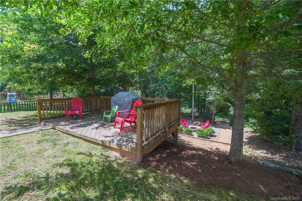 Sandy Pointe - Residential