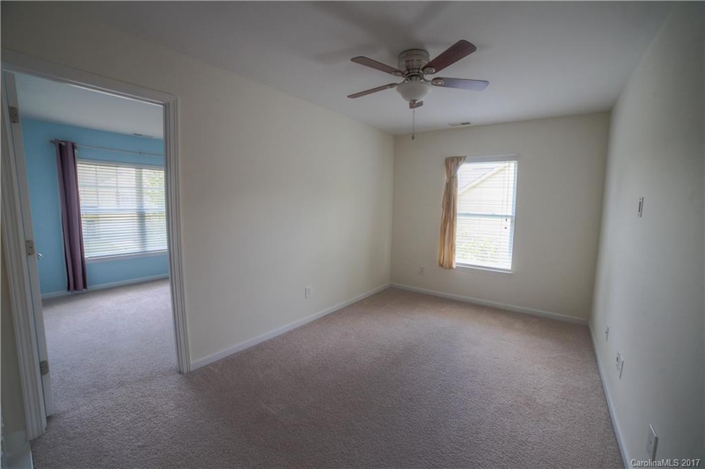 Sandy Pointe - Residential