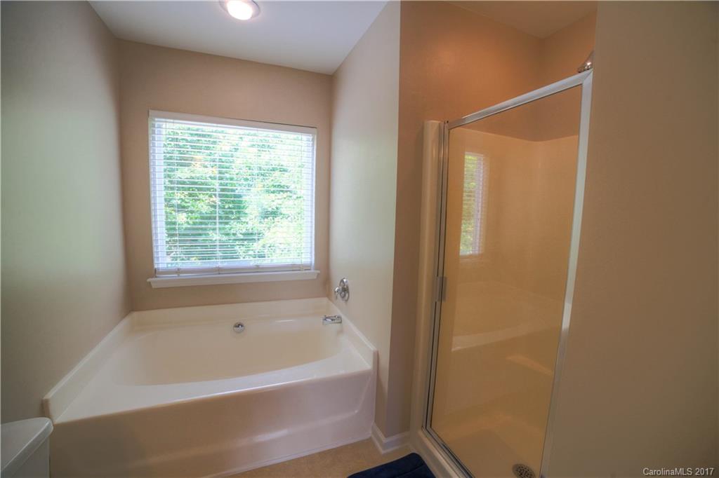 Sandy Pointe - Residential