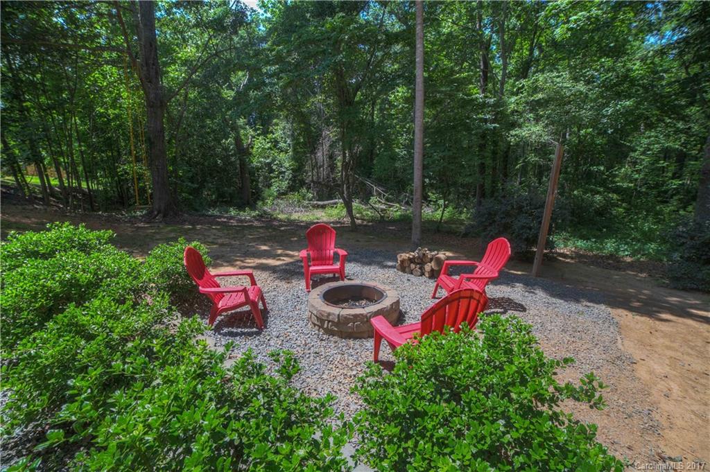 Sandy Pointe - Residential