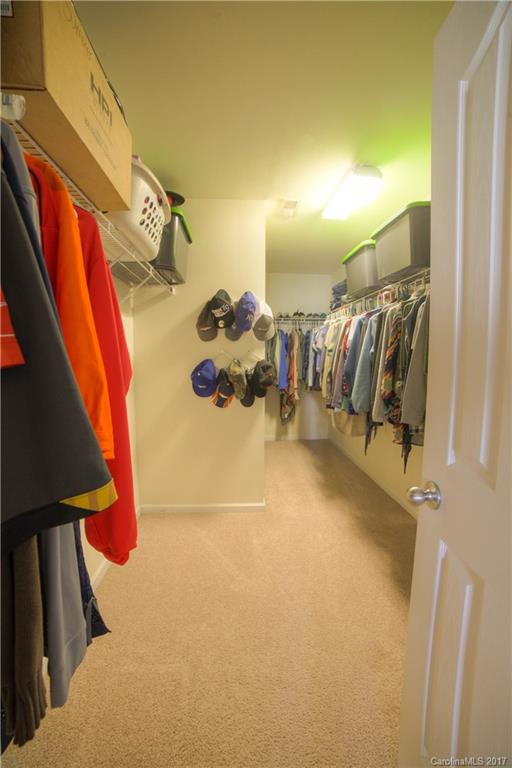 Sandy Pointe - Residential