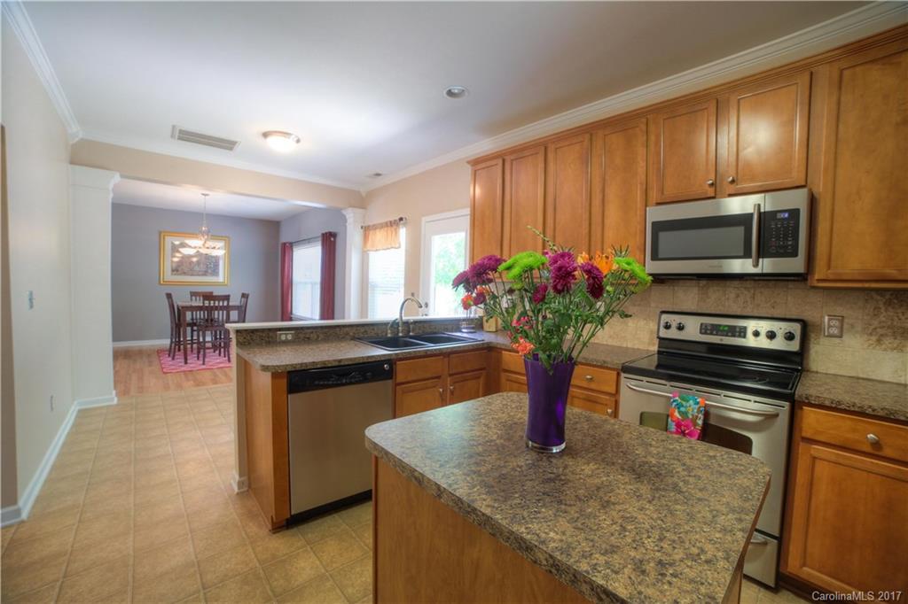 Sandy Pointe - Residential