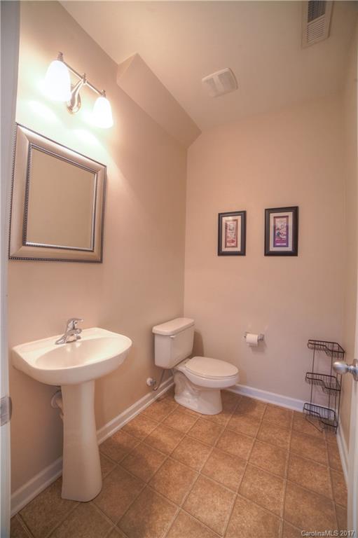 Sandy Pointe - Residential