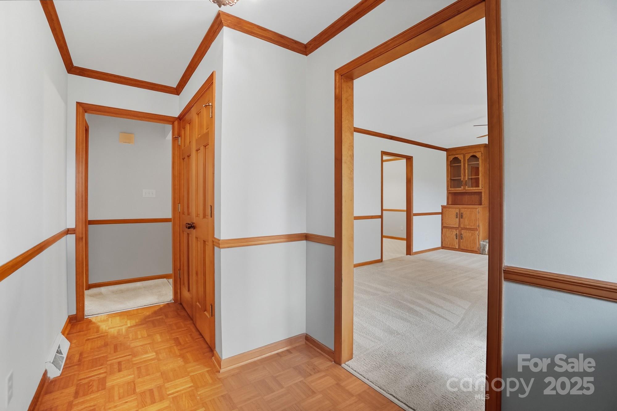 Hickory Hollow - Residential