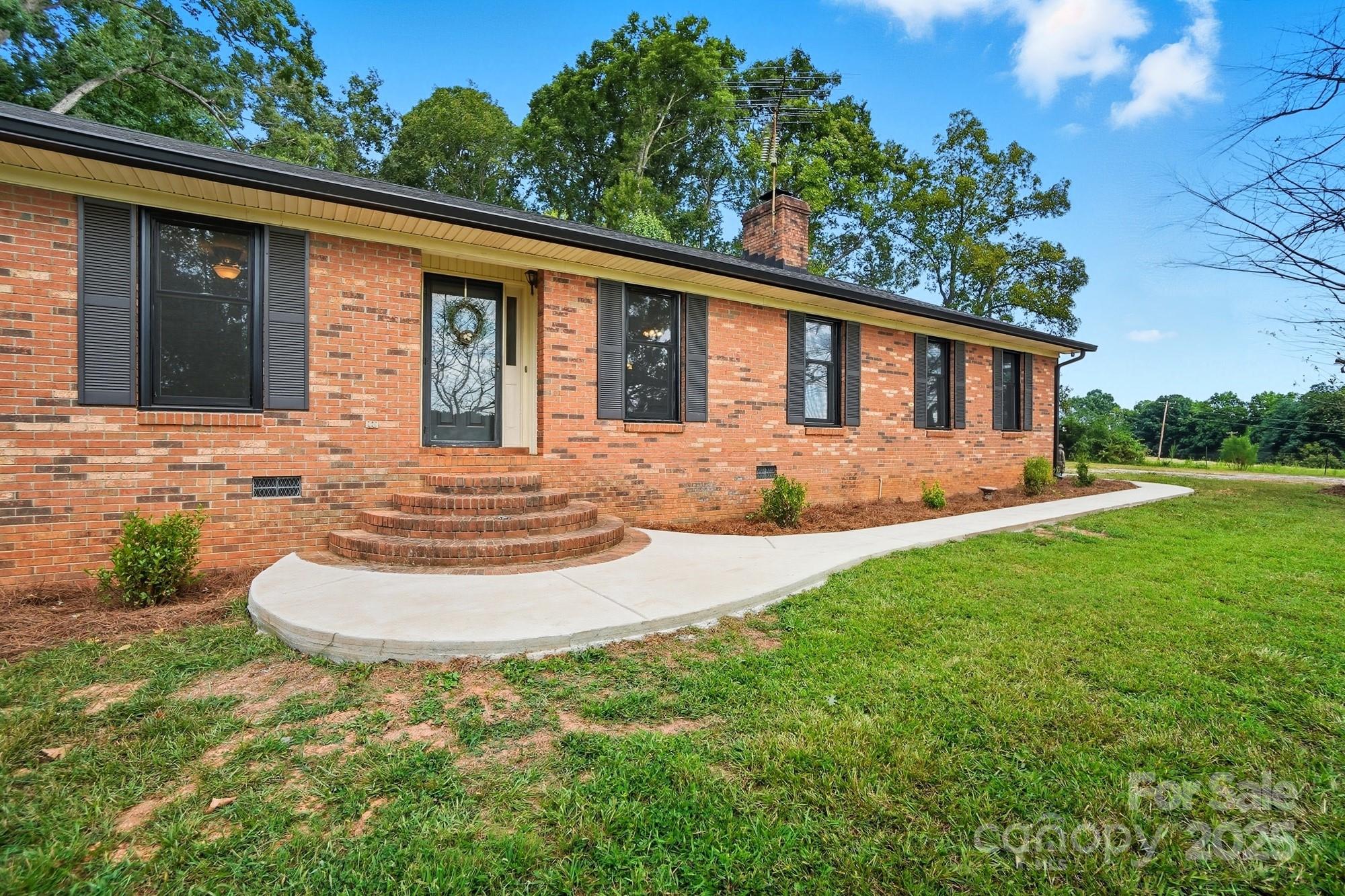 Hickory Hollow - Residential