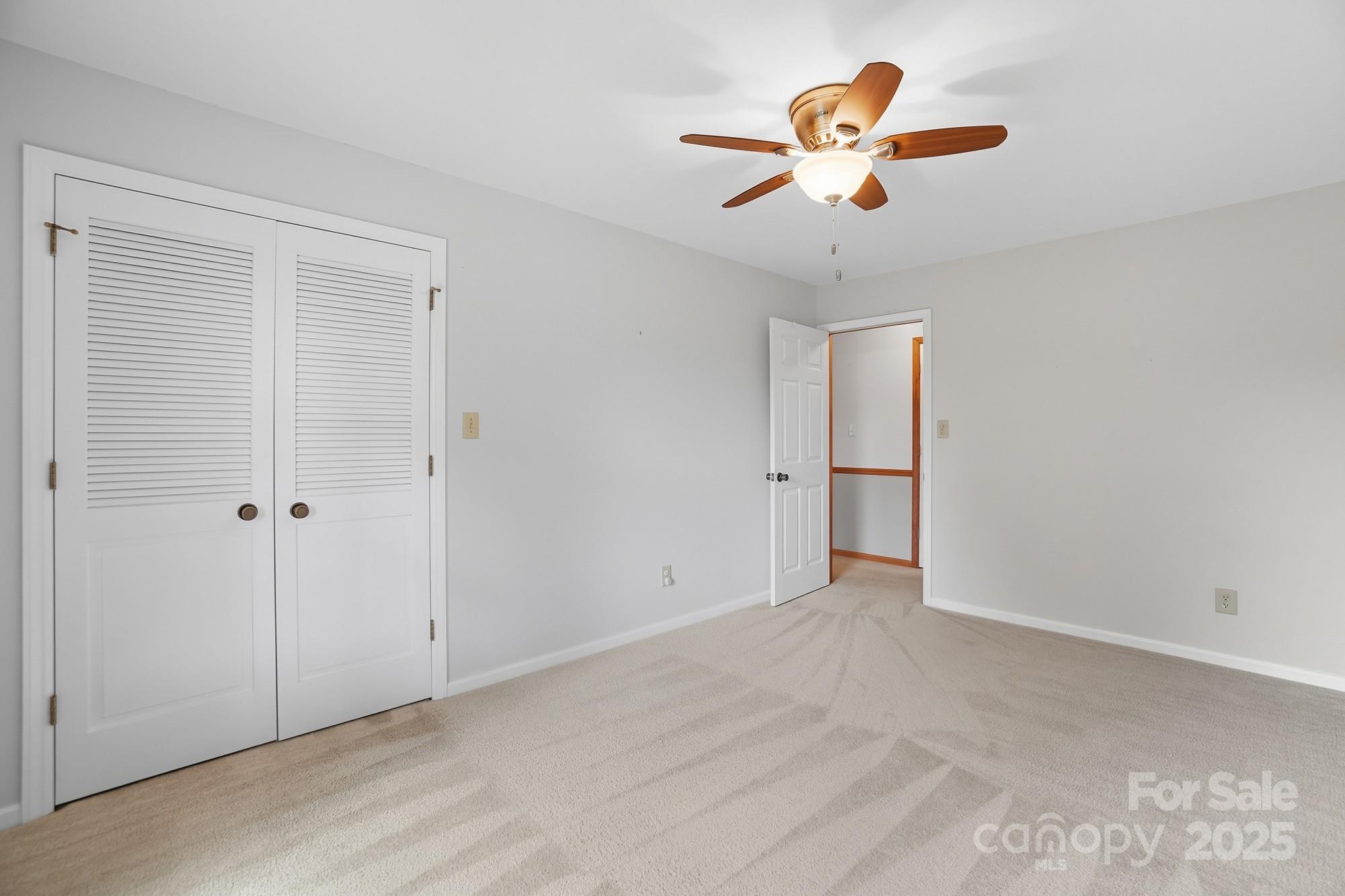 Hickory Hollow - Residential