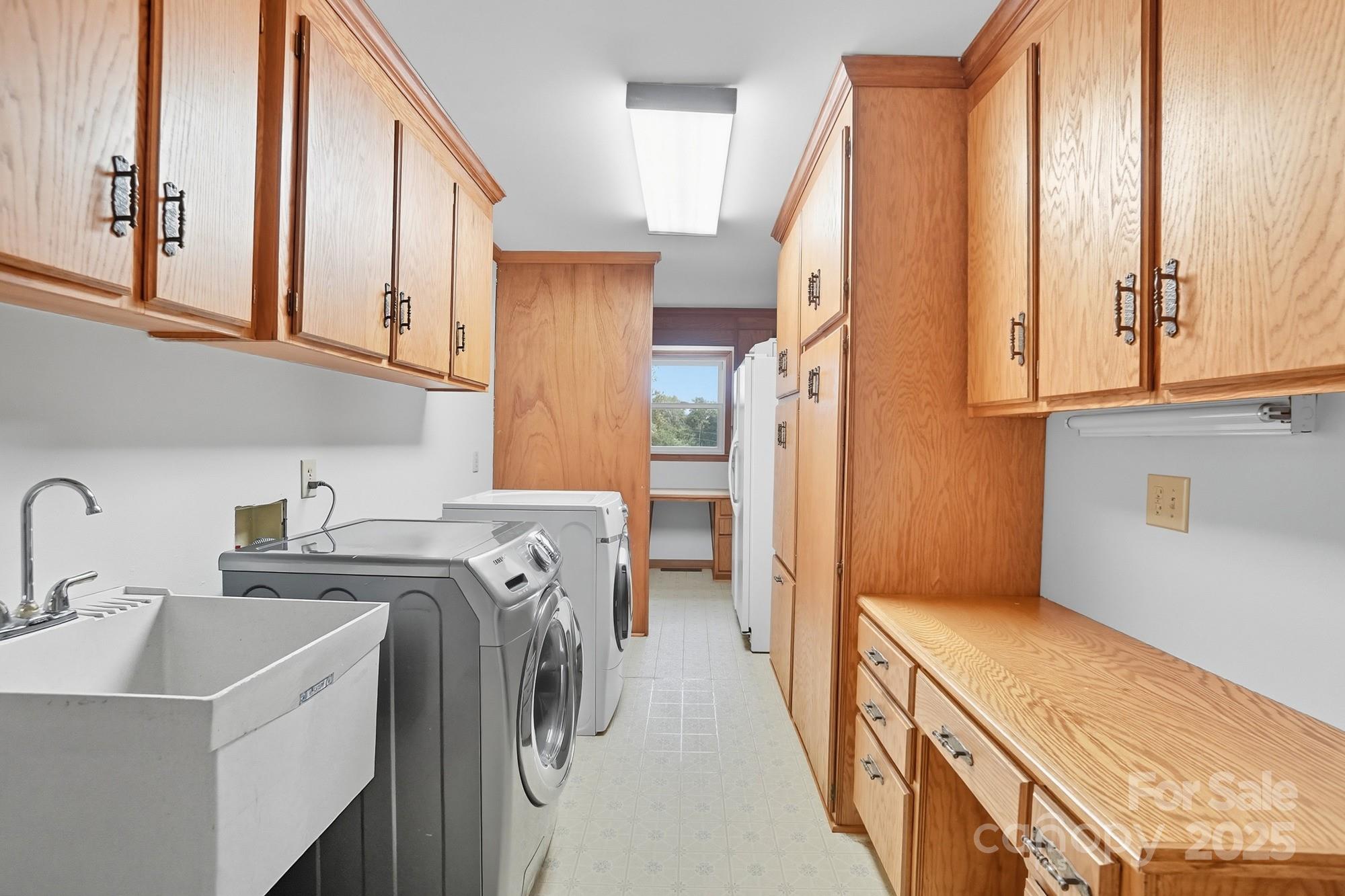 Hickory Hollow - Residential