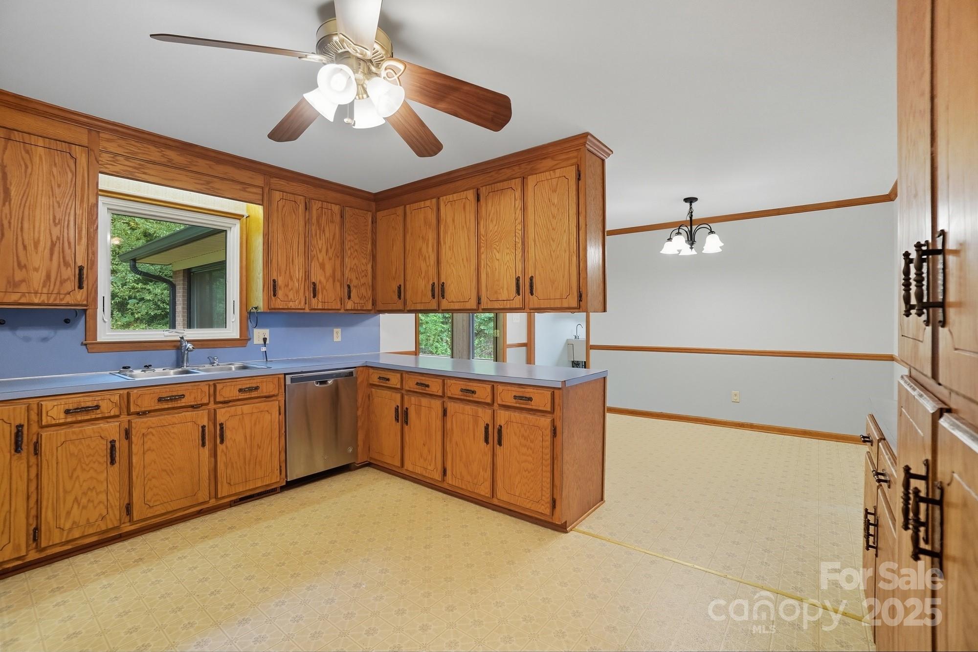 Hickory Hollow - Residential