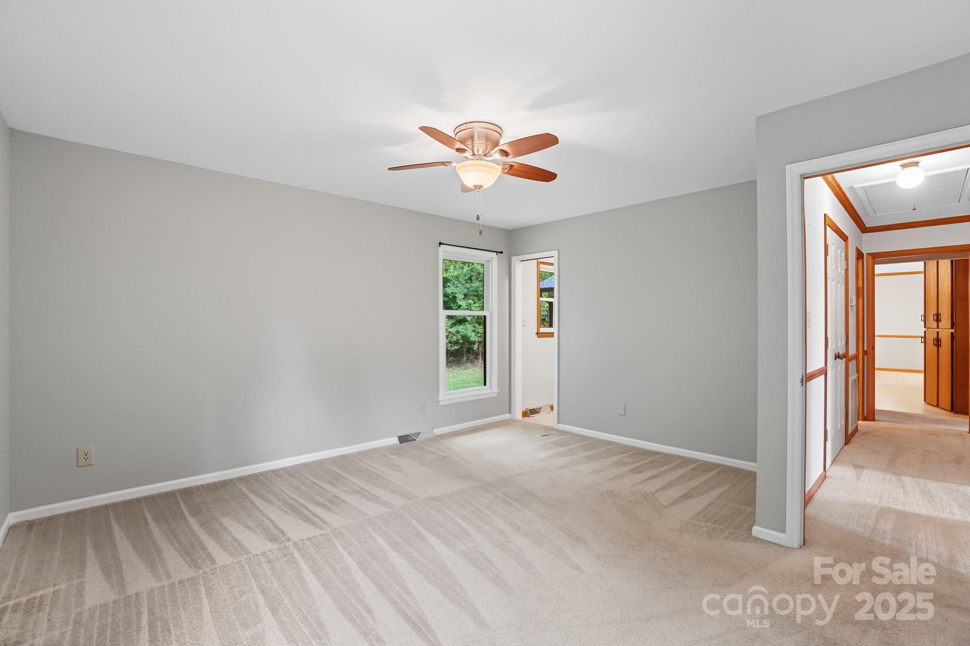 Hickory Hollow - Residential