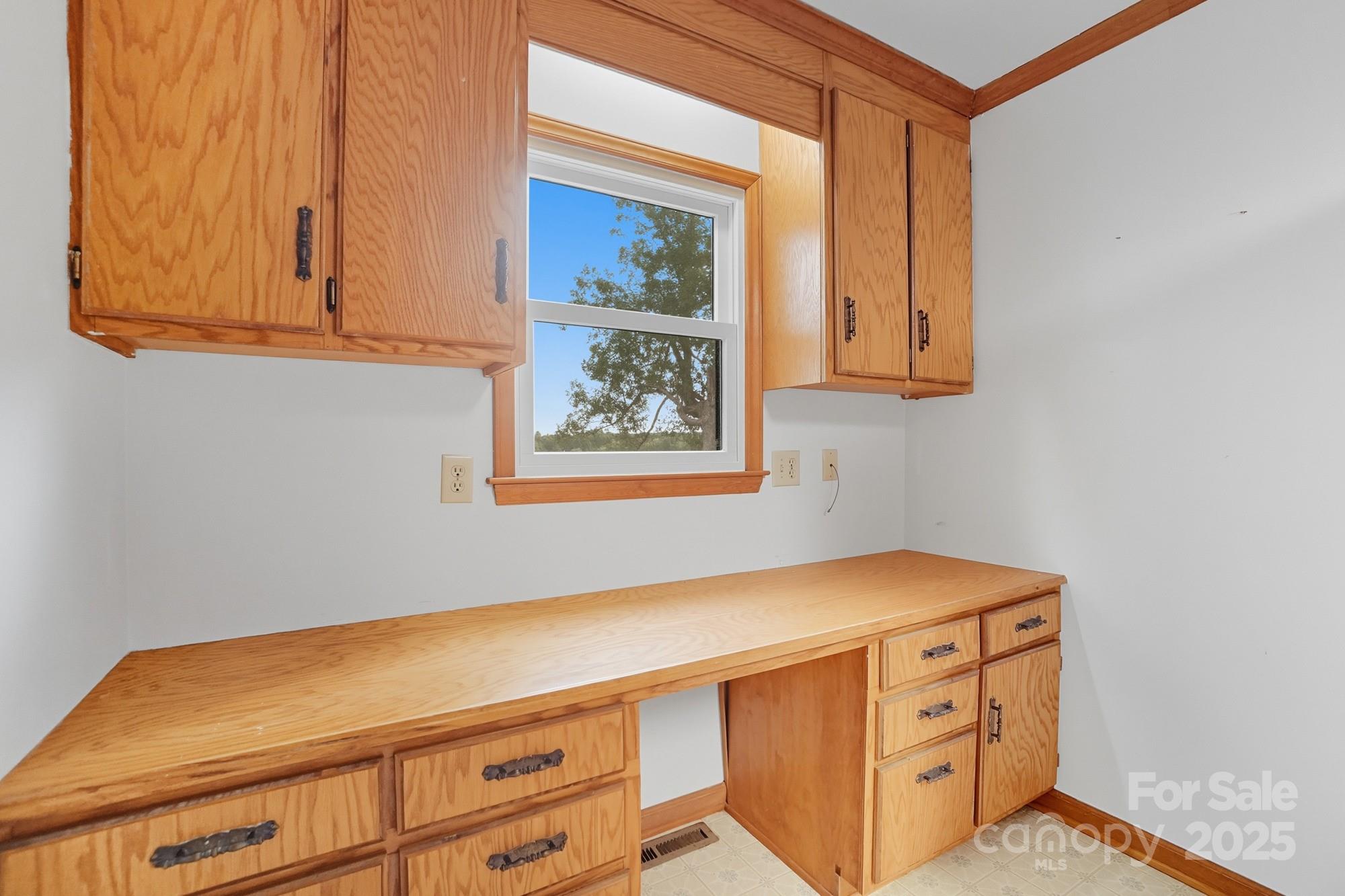 Hickory Hollow - Residential