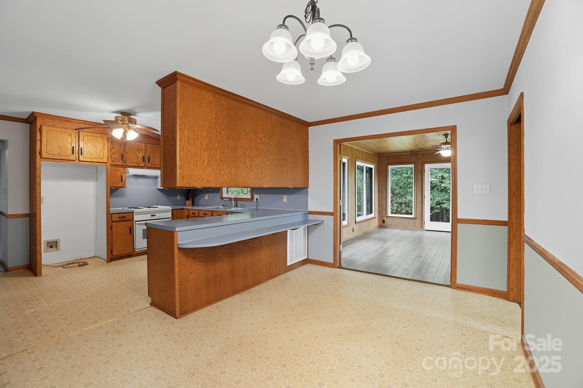 Hickory Hollow - Residential