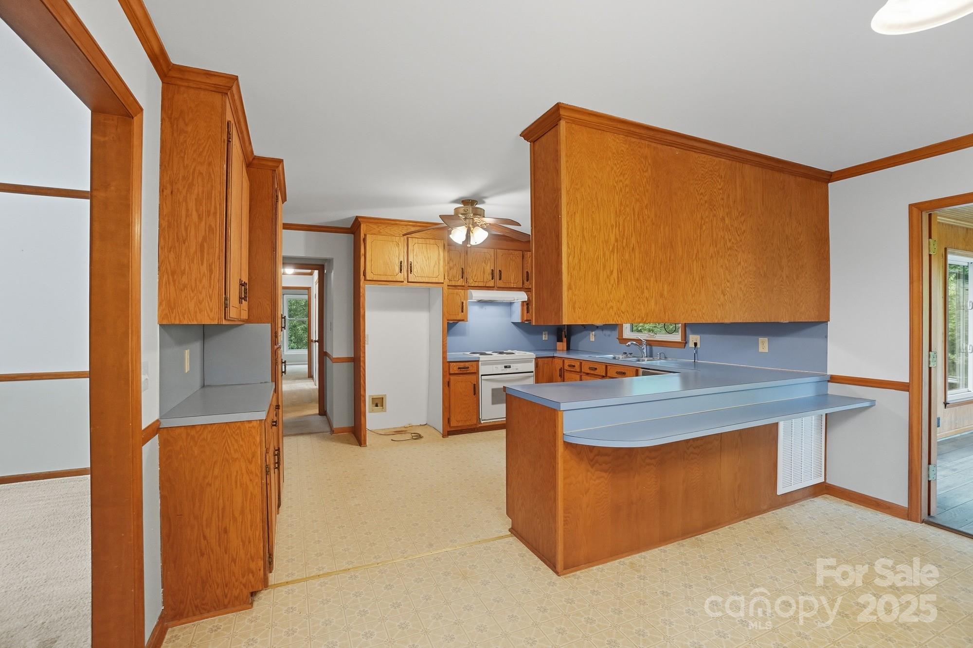 Hickory Hollow - Residential