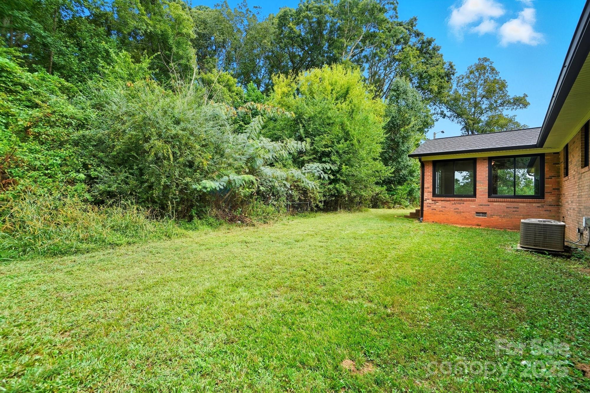 Hickory Hollow - Residential