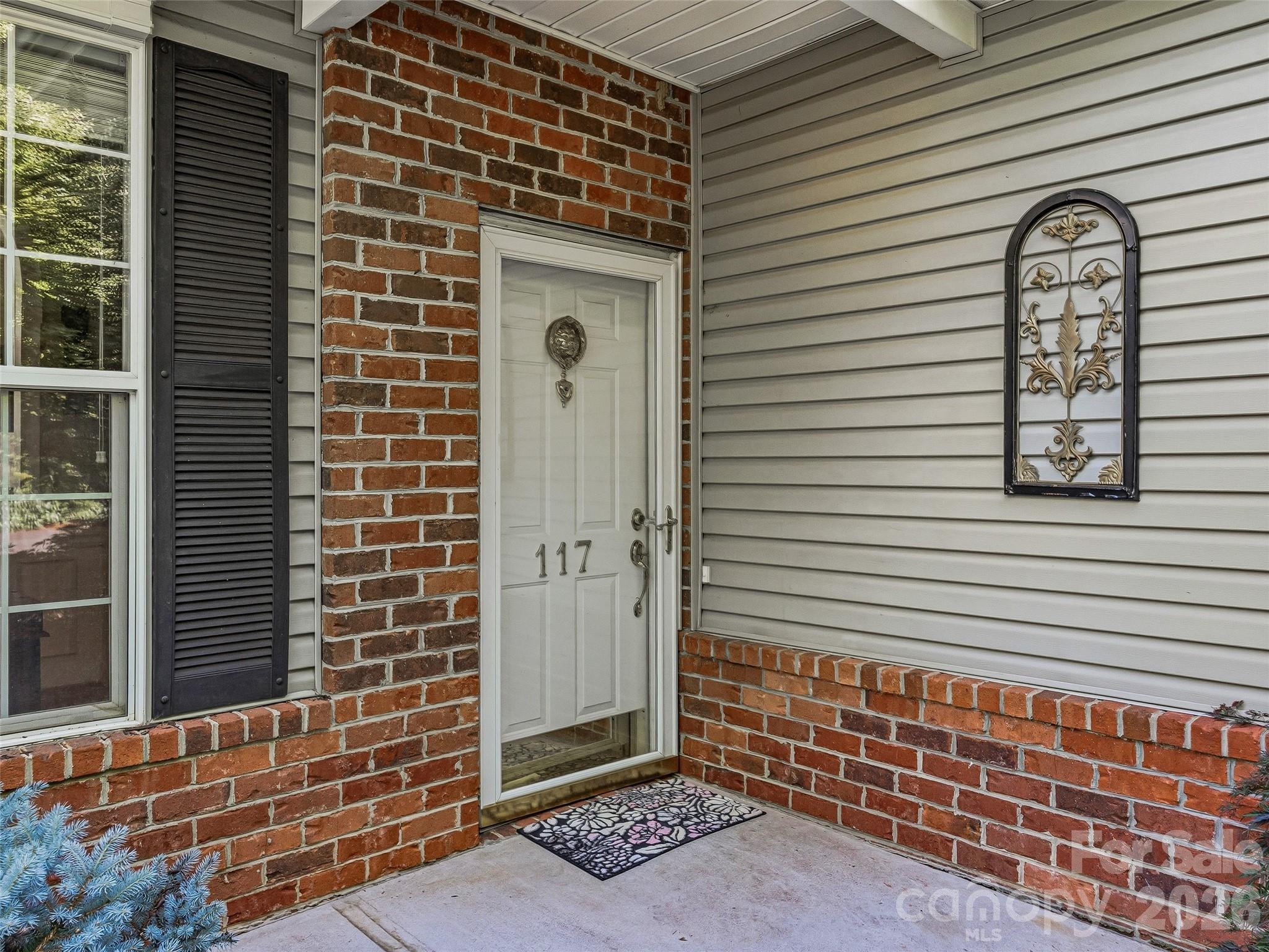 117 Hibiscus Lane