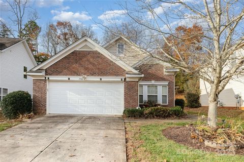 7705 Ponderosa Pine Lane Charlotte NC 28215