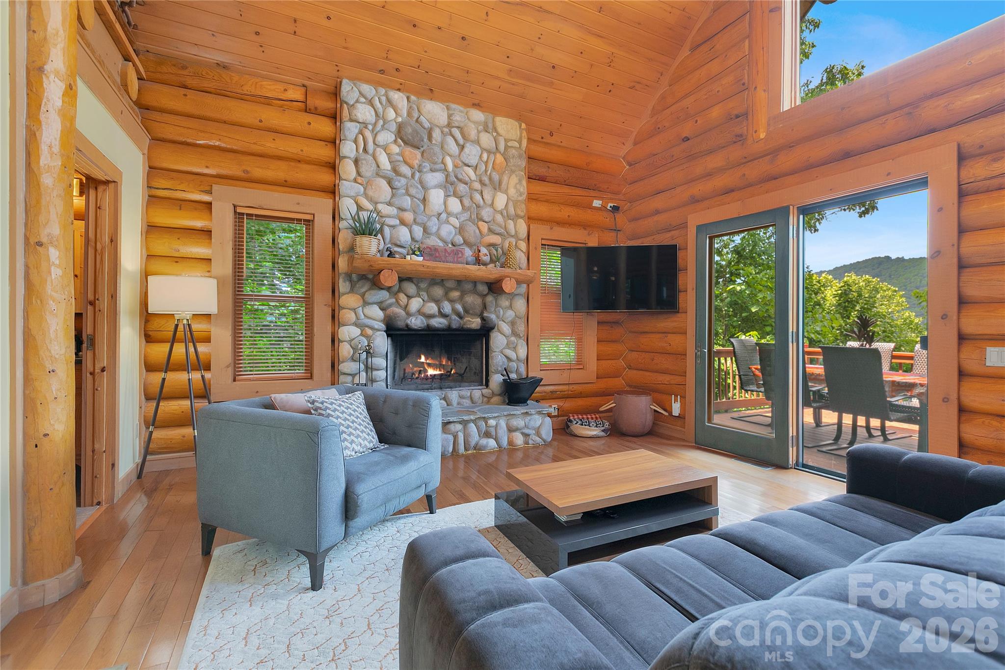 135 Ridge Top Drive