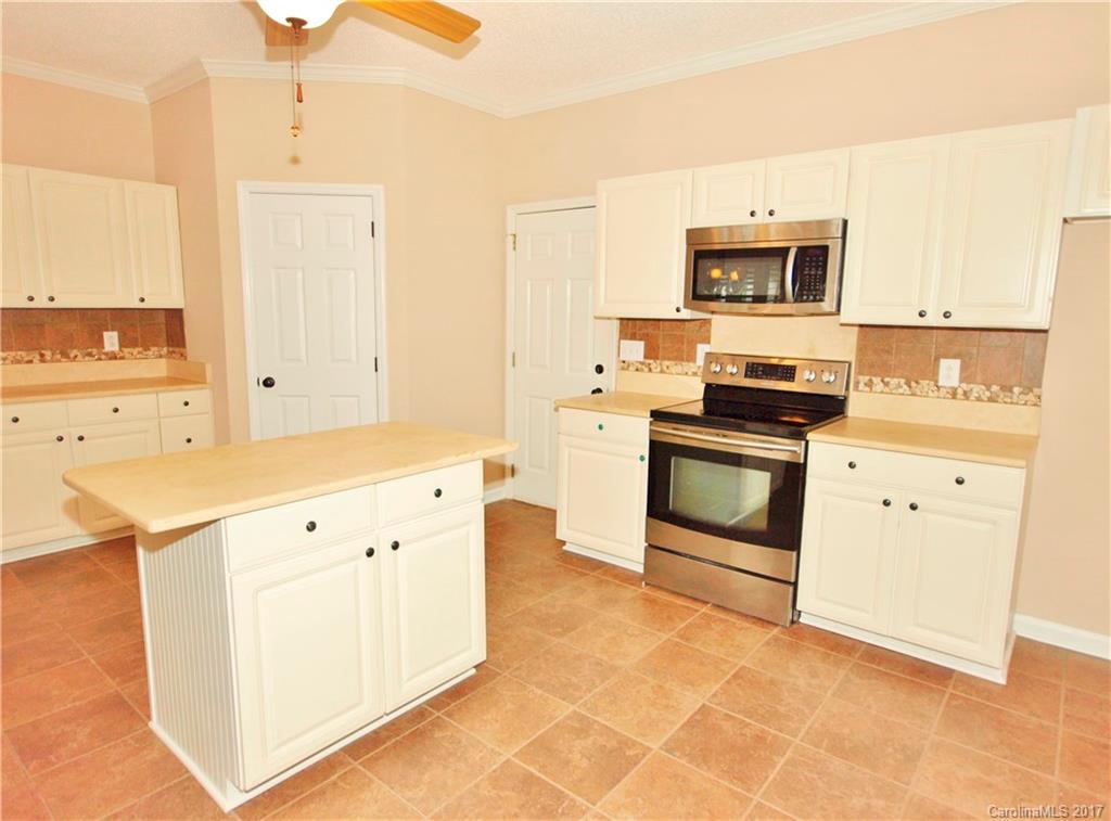 Blue Stone Harbor - Residential Lease