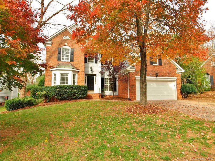 Beautifully Renovated 2,800 sqft home in Blue Stone Harbor! Located on a quite Cul-De-Sac street and nestled right next to Lake Norman! Walk to the Lake & Community Pool & Tennis courts! Over $25K invested prior to current lease incl new paint, carpet, light & plumbing fixtures! LRG Master on main! Office & Formal Dining RM! Large Kitchen w/Island, Tile Floor, Granite, SS Appliances! 2 Story Great Rm w/FP! 3 BDS & Huge Bonus upstairs. Large Sunroom & Deck and Fenced Yard! Oversize 2 Car Garage!