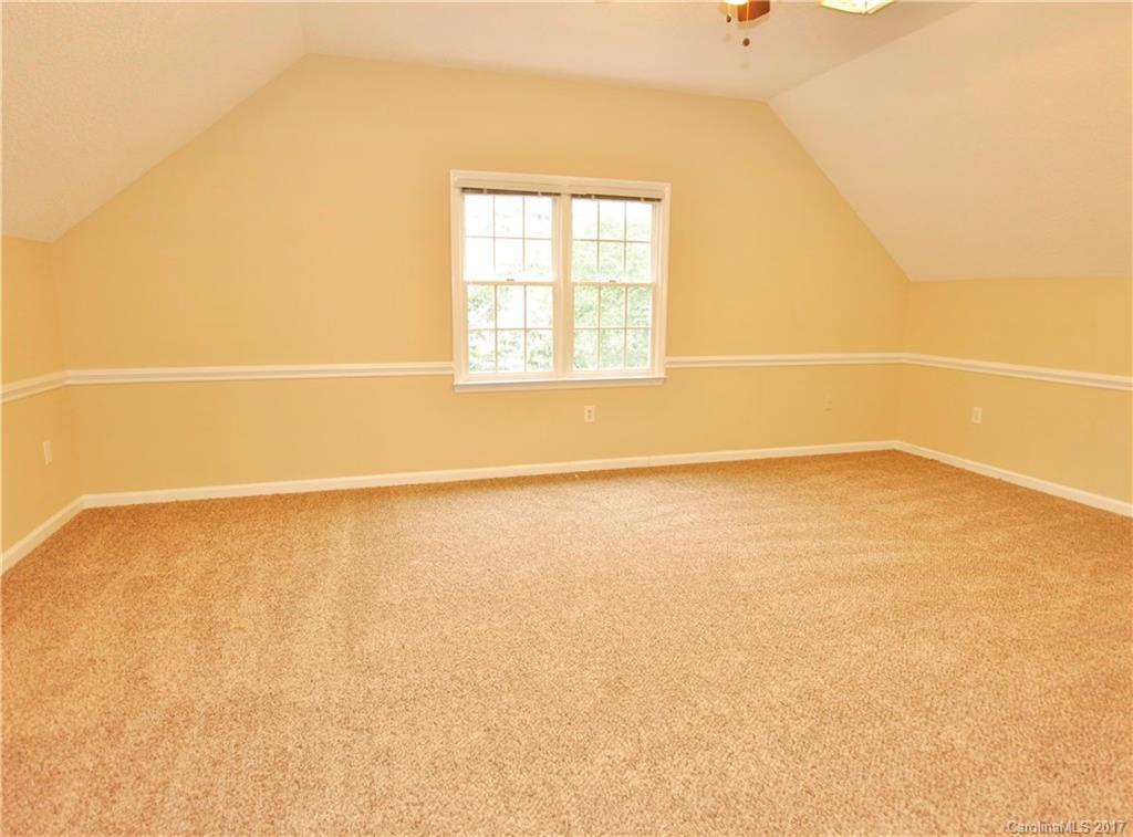Blue Stone Harbor - Residential Lease