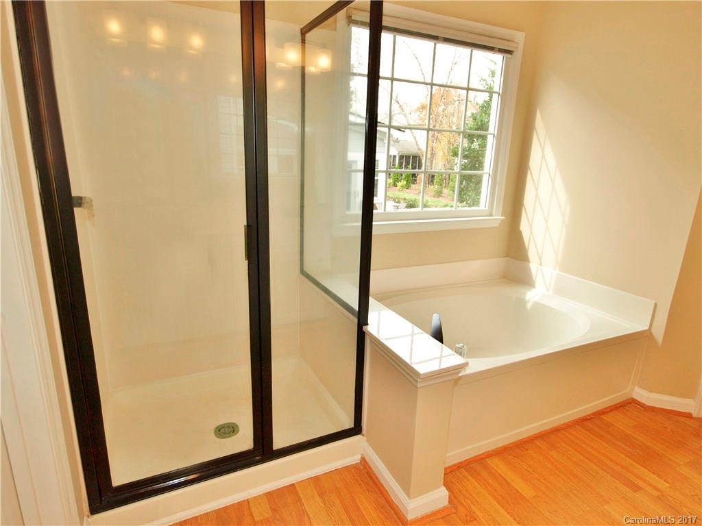 Blue Stone Harbor - Residential Lease