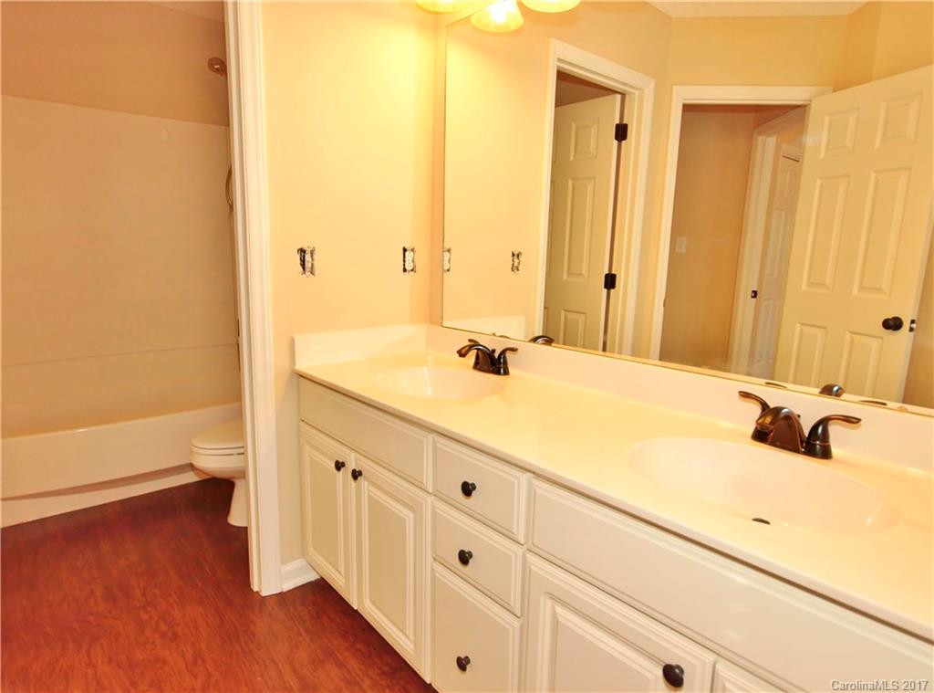 Blue Stone Harbor - Residential Lease