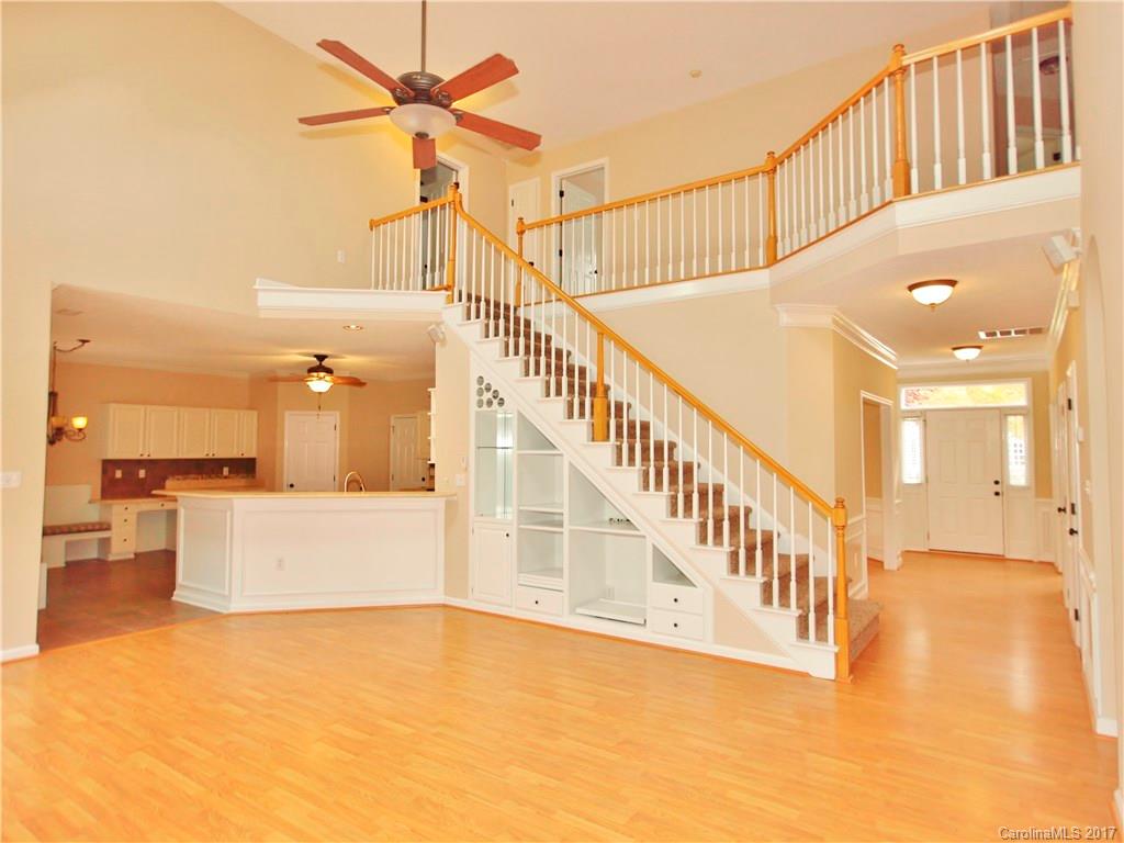 Blue Stone Harbor - Residential Lease