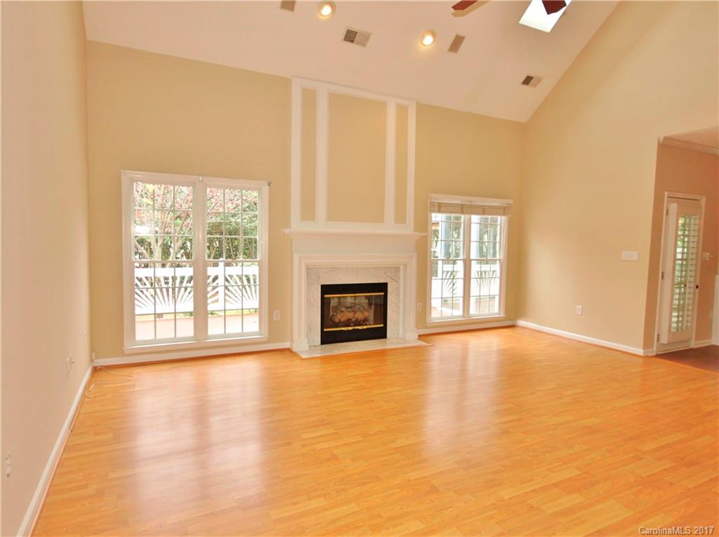 Blue Stone Harbor - Residential Lease
