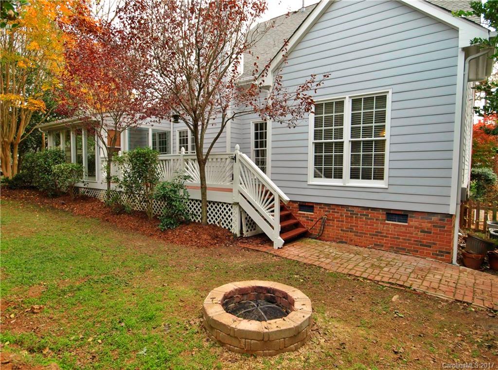 Blue Stone Harbor - Residential Lease