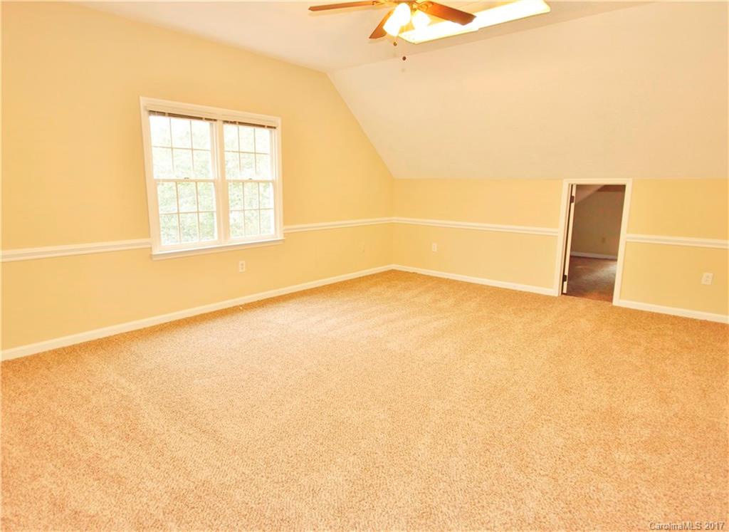 Blue Stone Harbor - Residential Lease