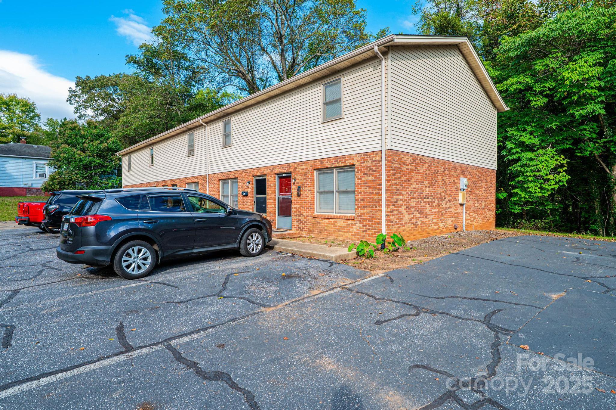 1051 3rd Street SE