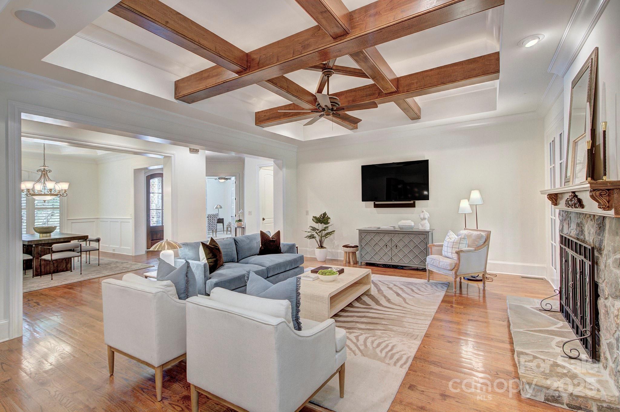 809 Verney Lane
