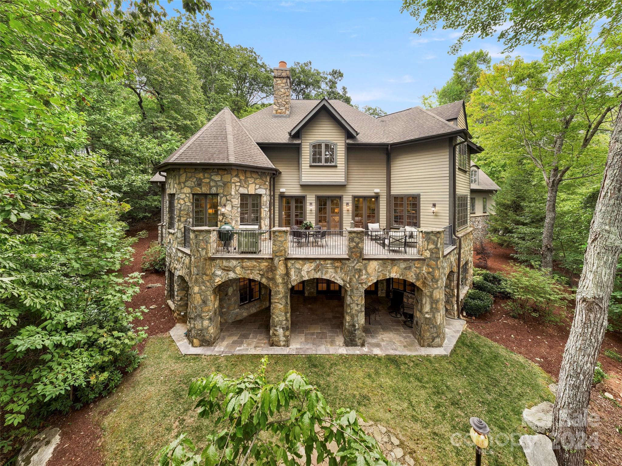 The Cliffs at Walnut Cove - Residential