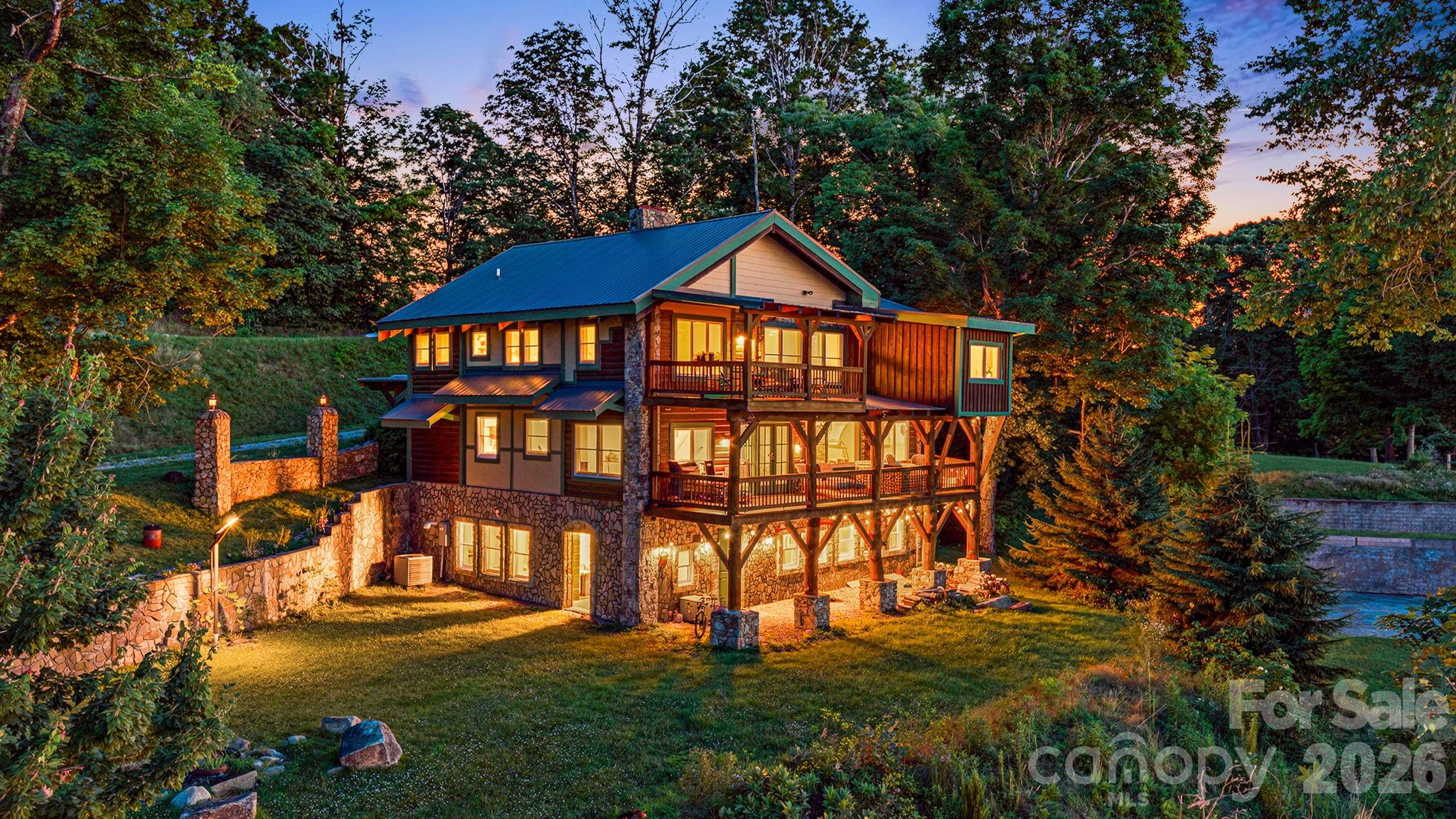 1185 & 1115 Black Bear Drive, Mars Hill, NC, 28754
