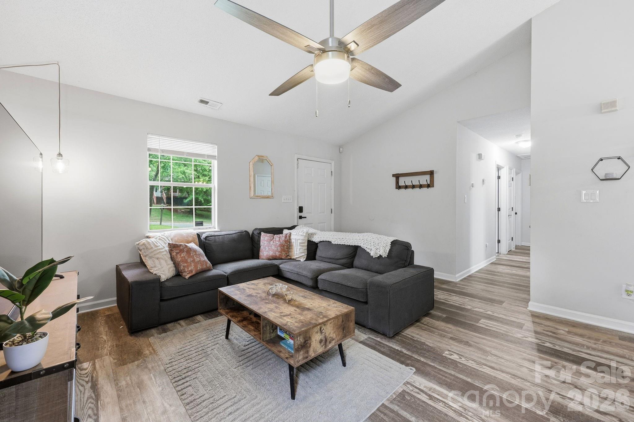 1221 Capps Hollow Drive