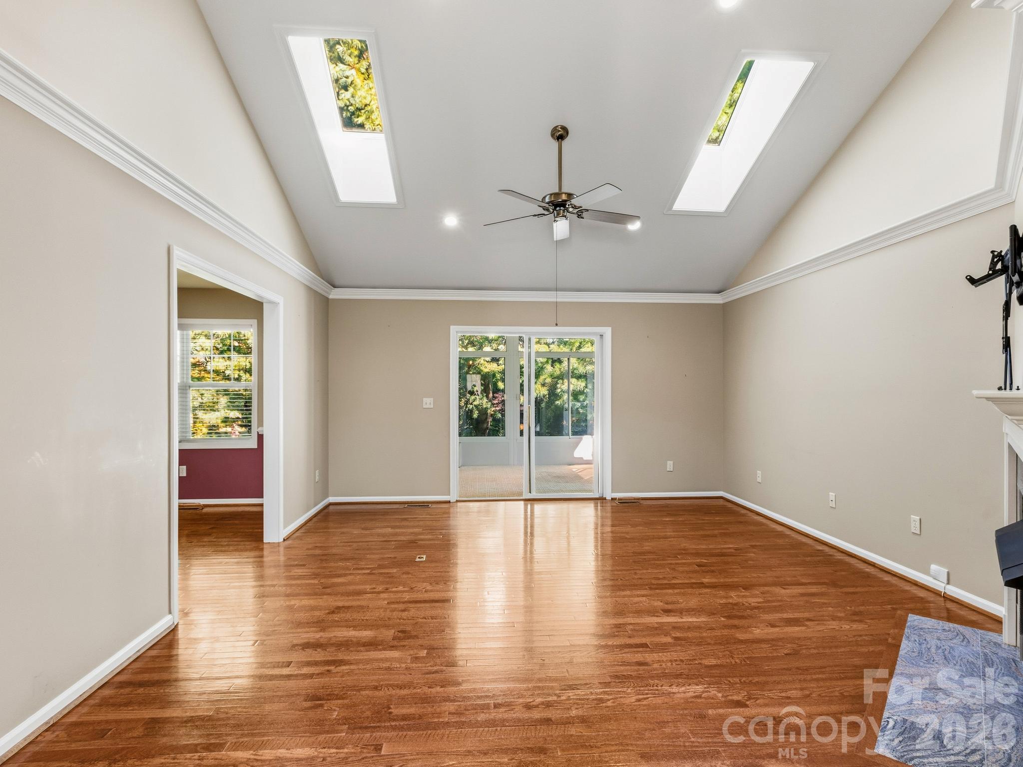 286 Charlestown Drive