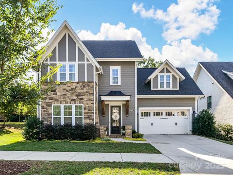 Photo of 2607 Mary Butler Way, Charlotte, NC 28226 (MLS # 4303530)