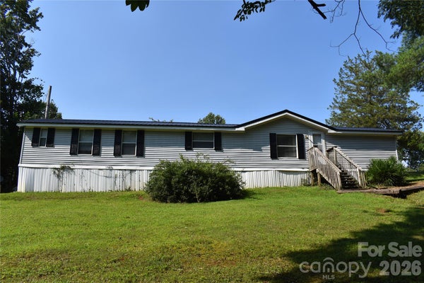 69 WOODMONT DR, NEBO, NC 28761 - Image ff4f96fdb8be2e0c56c3b7aec90cd4e5/3012990806
