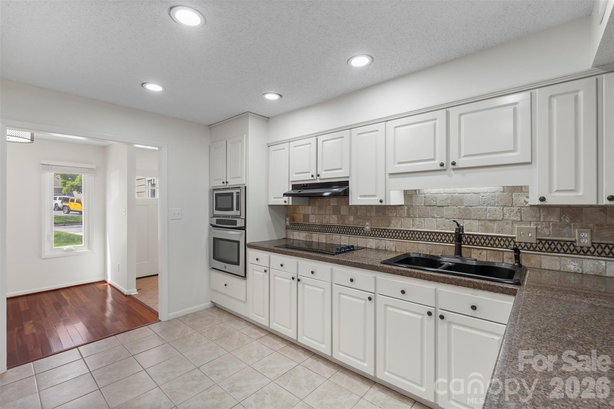 Mariner Villas - Residential