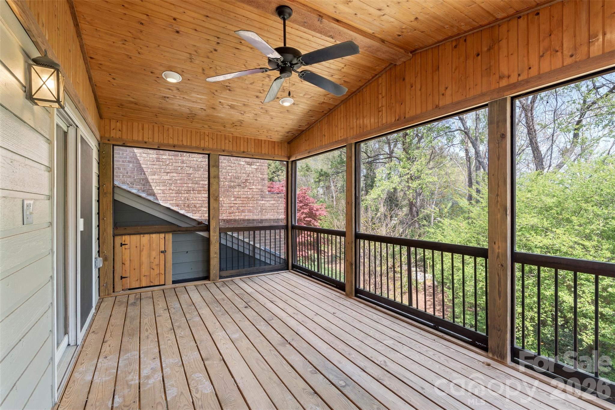 Mariner Villas - Residential