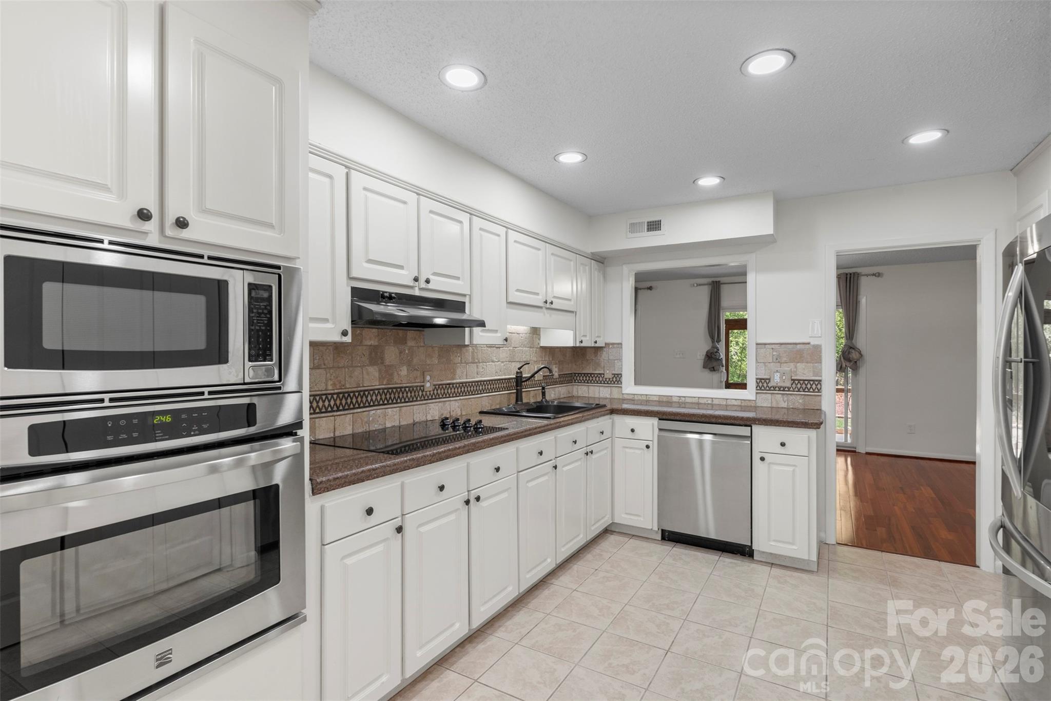 Mariner Villas - Residential