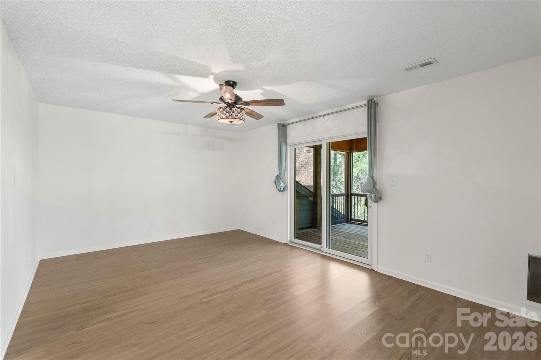 Mariner Villas - Residential