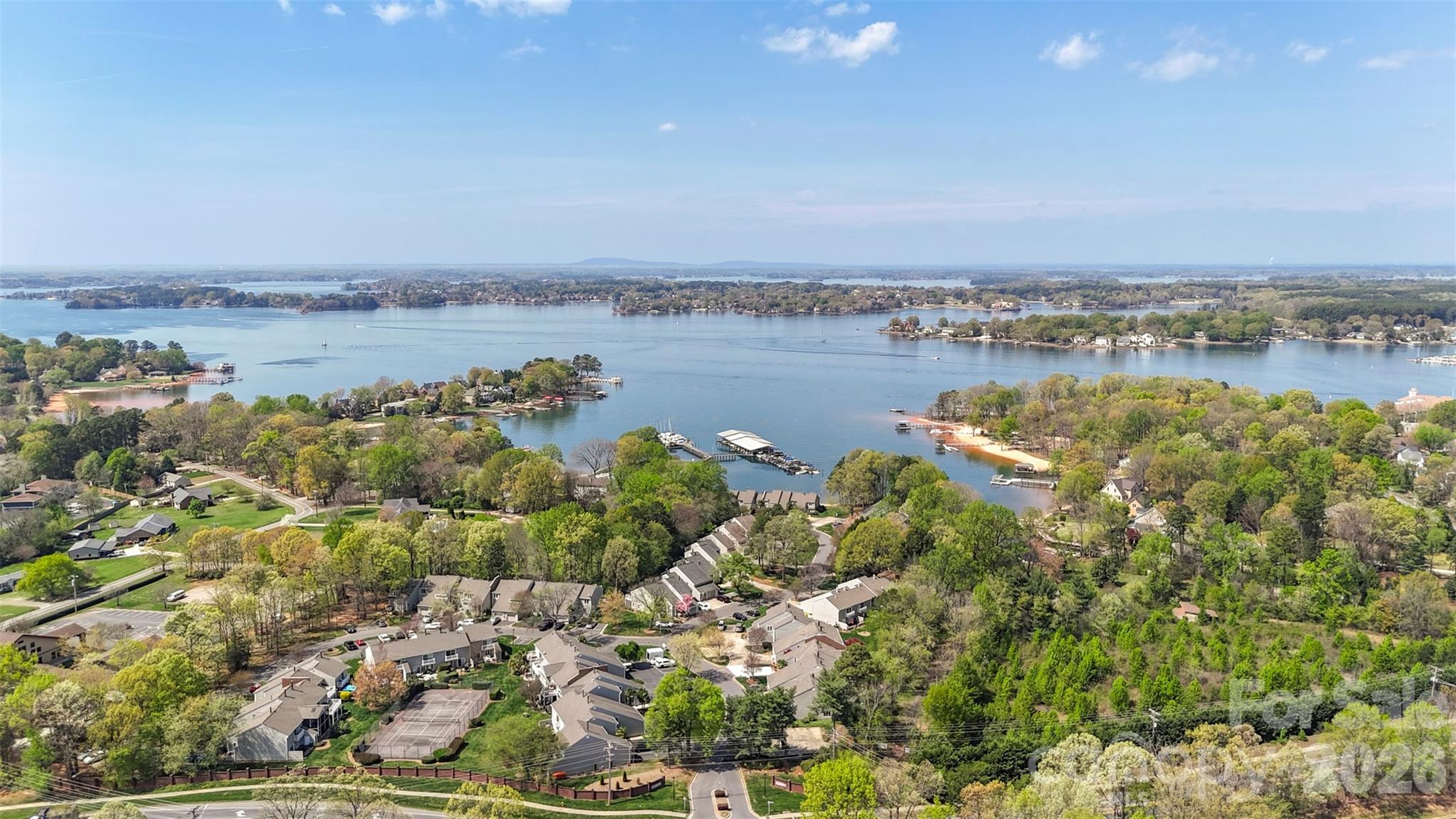 Mariner Villas - Residential