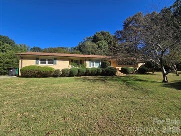 4449 Whispering Oaks Drive Charlotte NC 28213