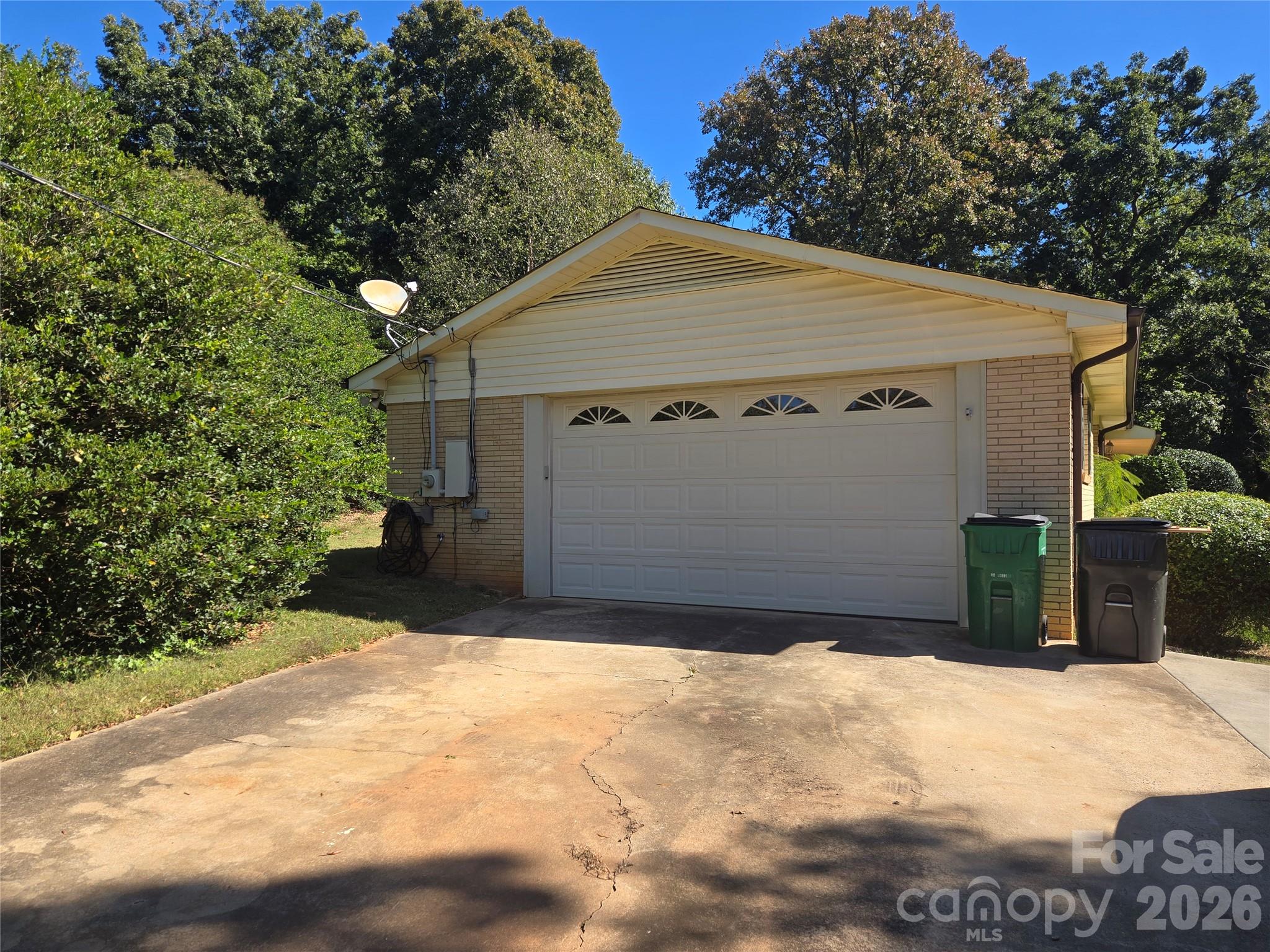 4449 Whispering Oaks Drive
