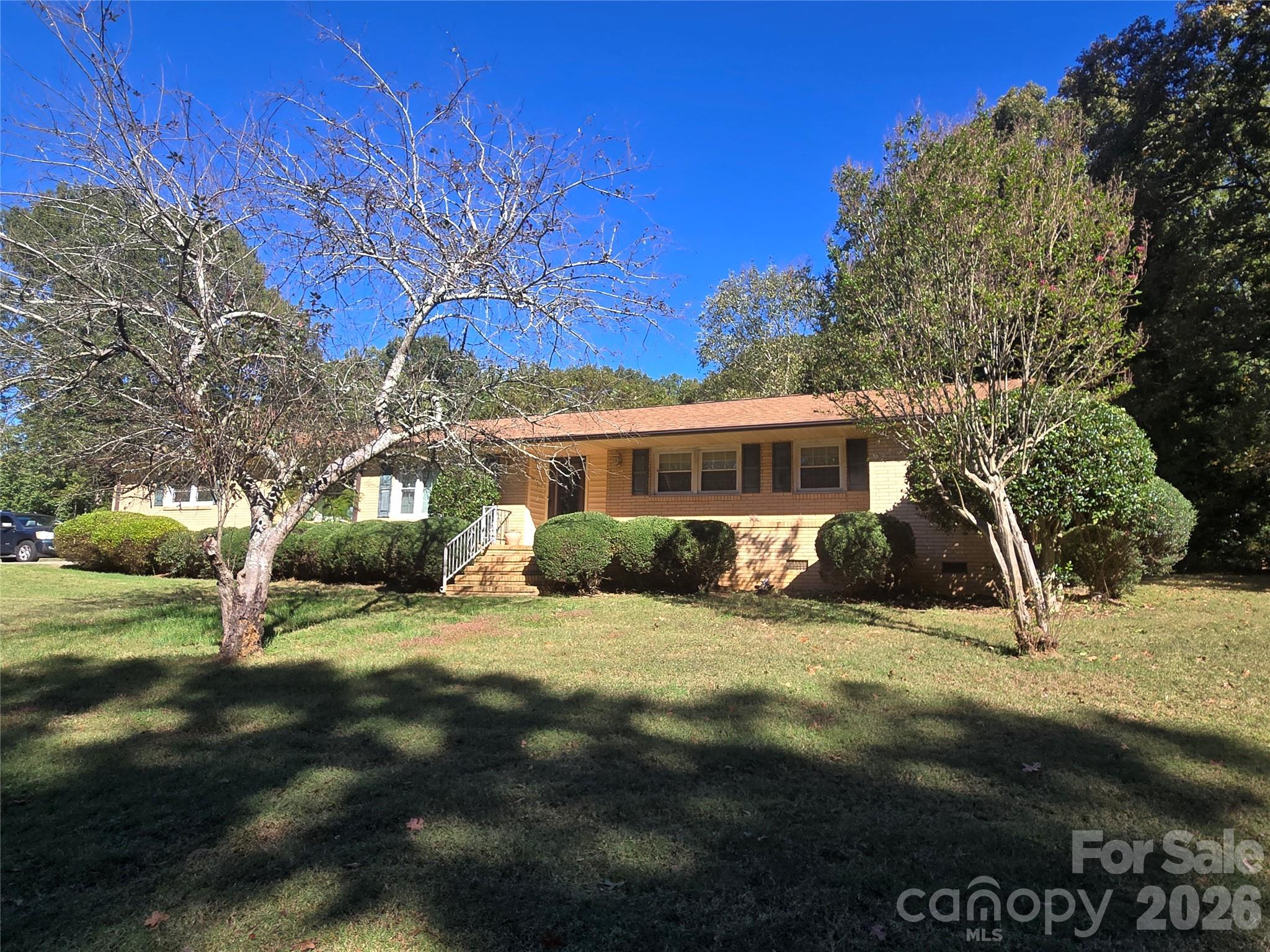 4449 Whispering Oaks Drive