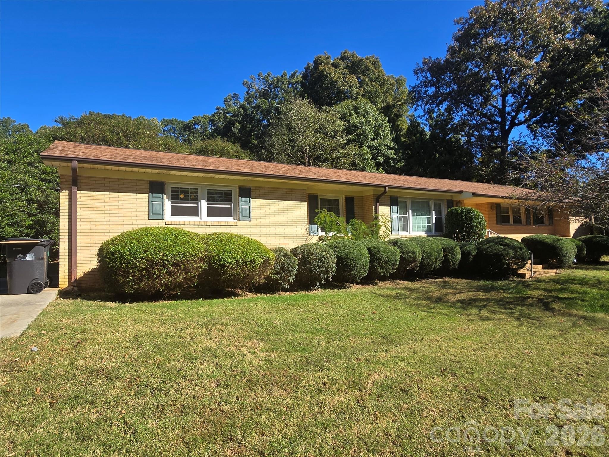 4449 Whispering Oaks Drive