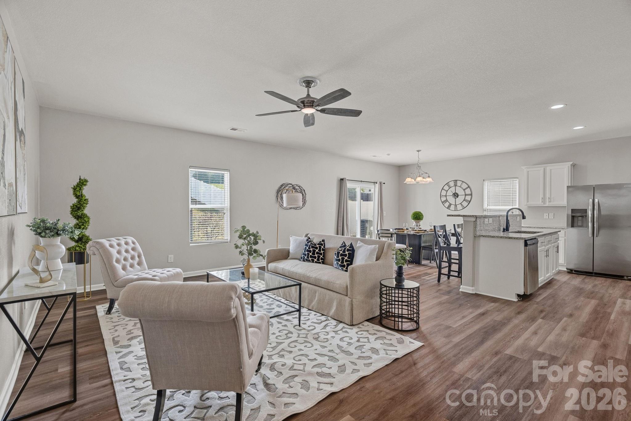 8226 Paw Valley Lane