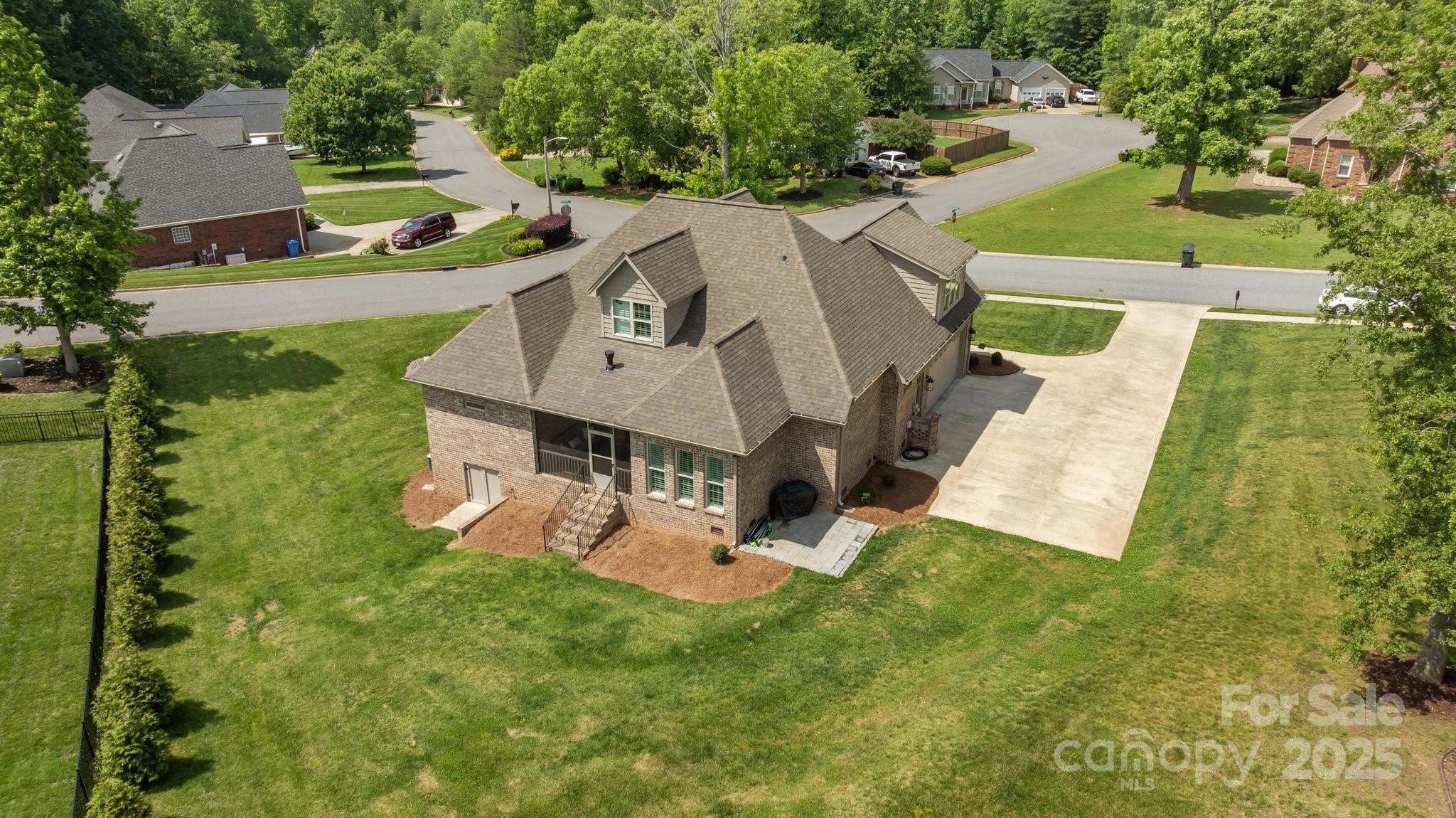 Hall Crossing - Residential