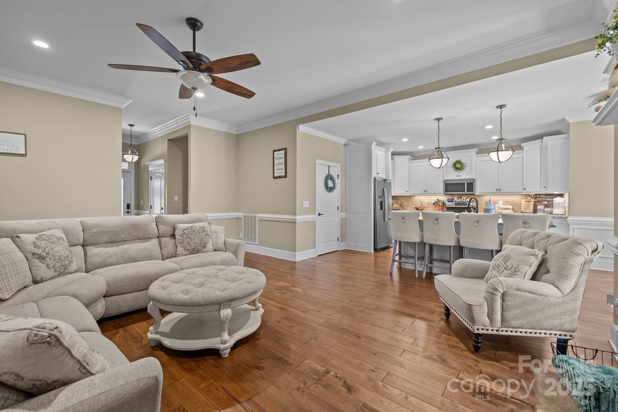 Hall Crossing - Residential