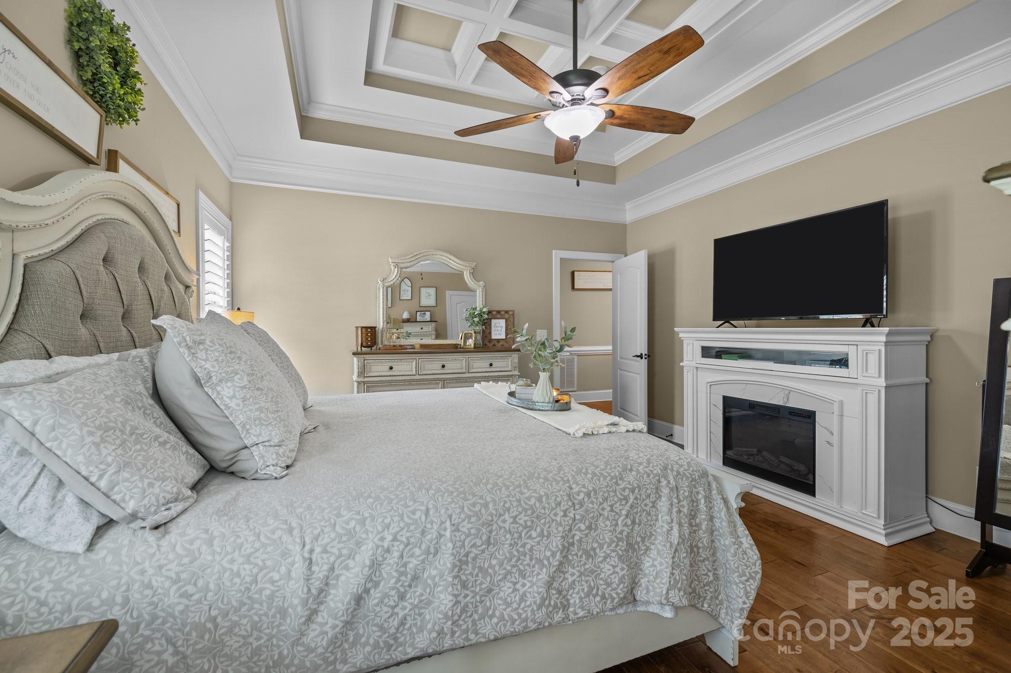 Hall Crossing - Residential